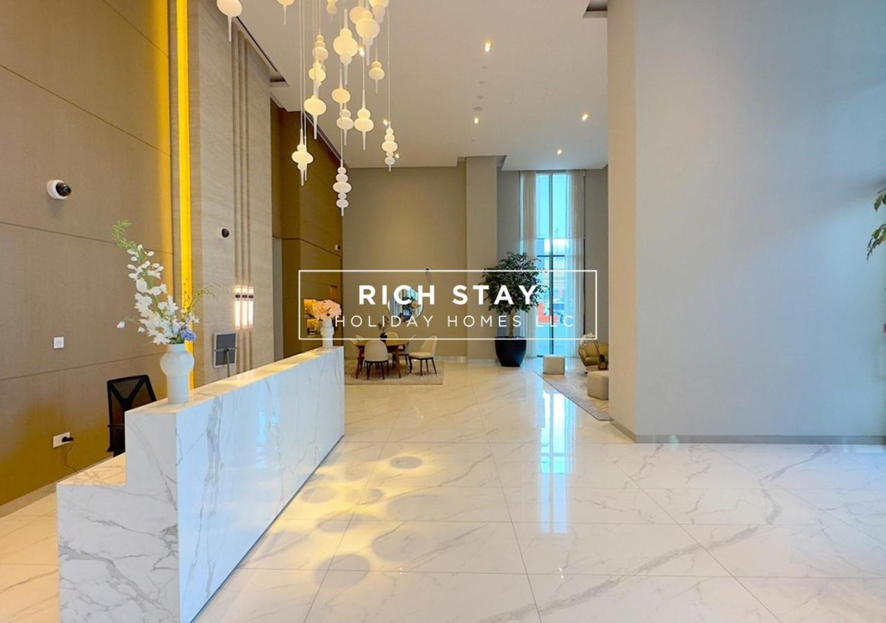 Premium 3br With Burj Khalifa & Mall View Apartment Dubai