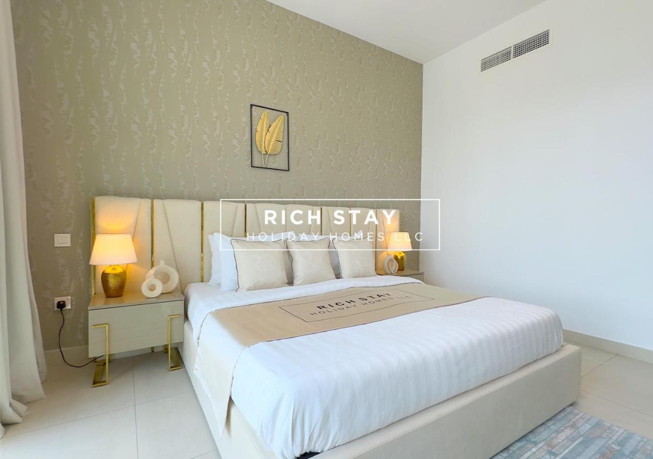 Premium 3br With Burj Khalifa & Mall View Apartment Dubai
