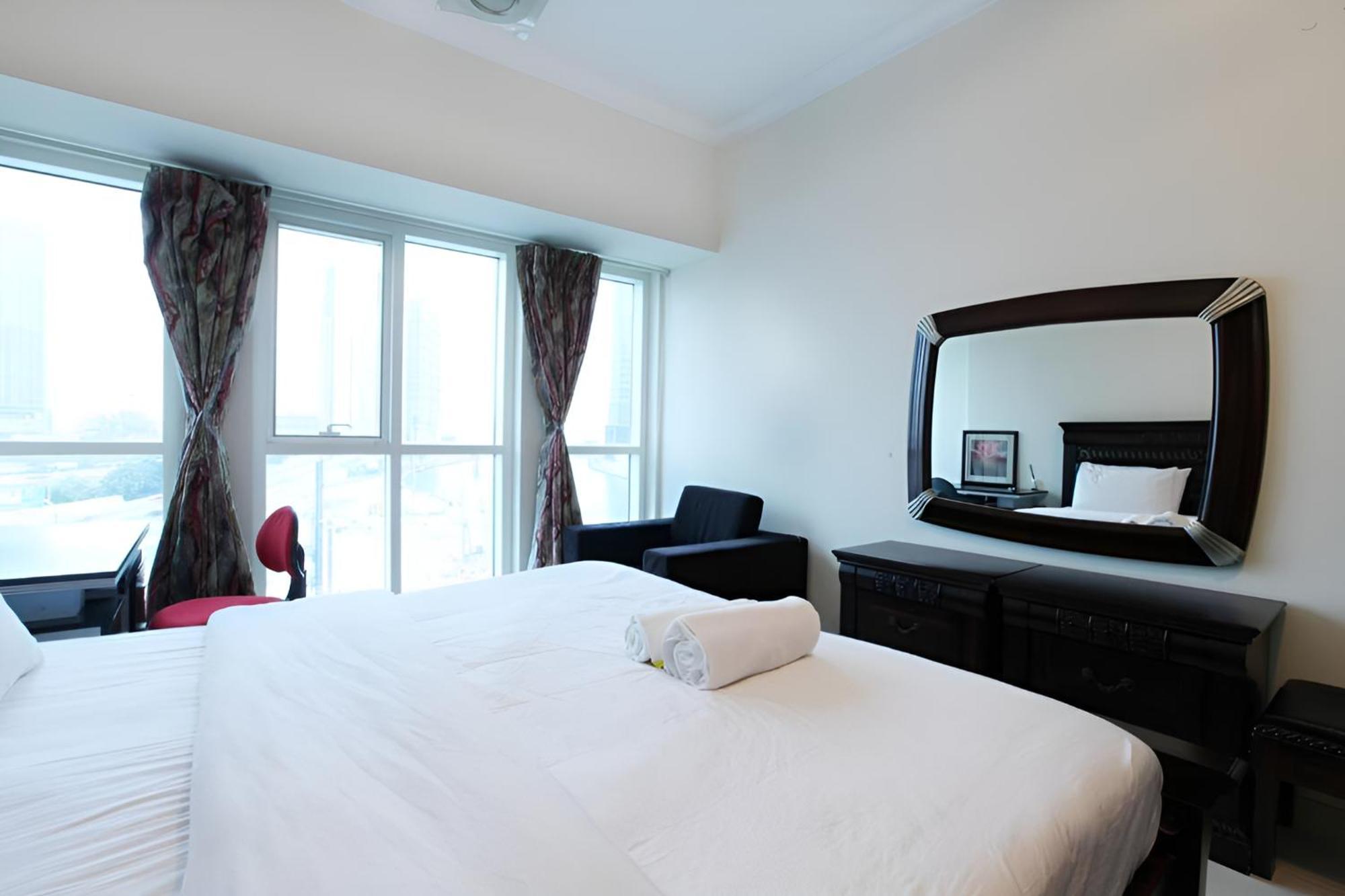 Brown Stone Homes Chruchill Apartment
