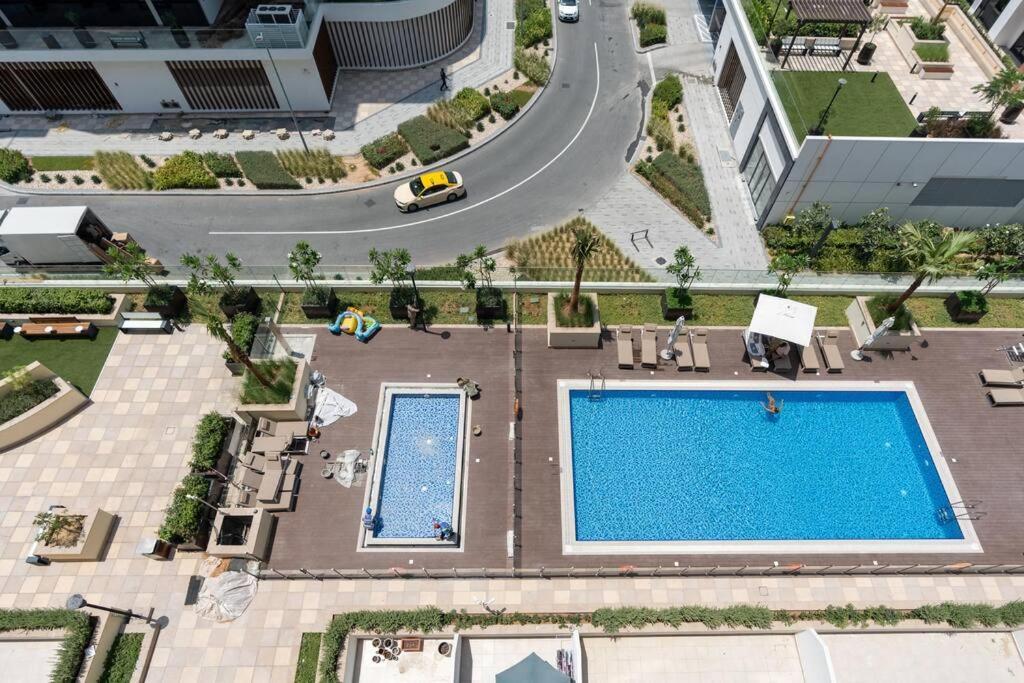 Appartement - 12 Min Downtown - Pool - Azizi Riviera