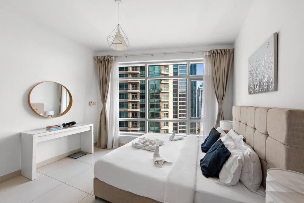 Apartment First Class 1br Premium & Spacious Escape