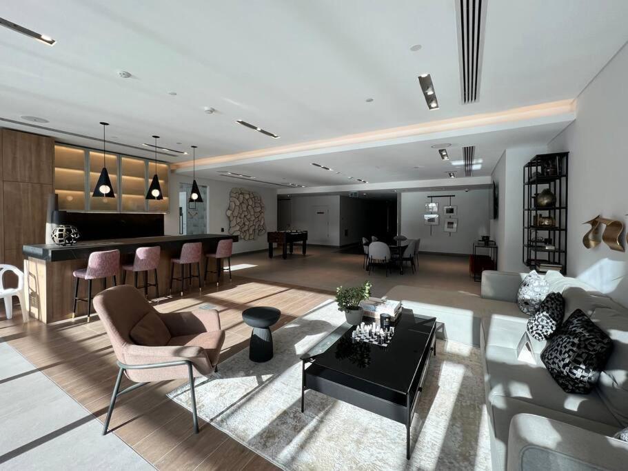 First Class Cozy Urban Retreat