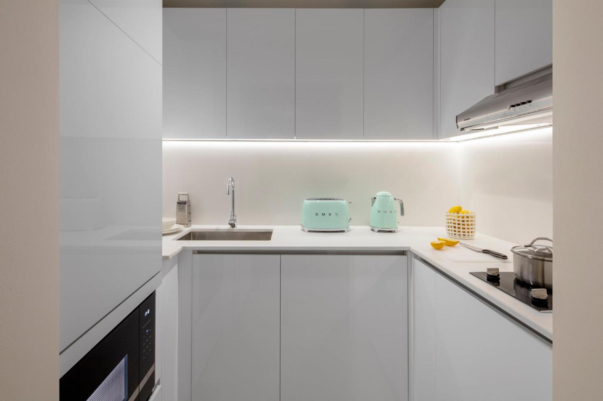 Hotel Staybridge Financial Centre By Ihg 4*