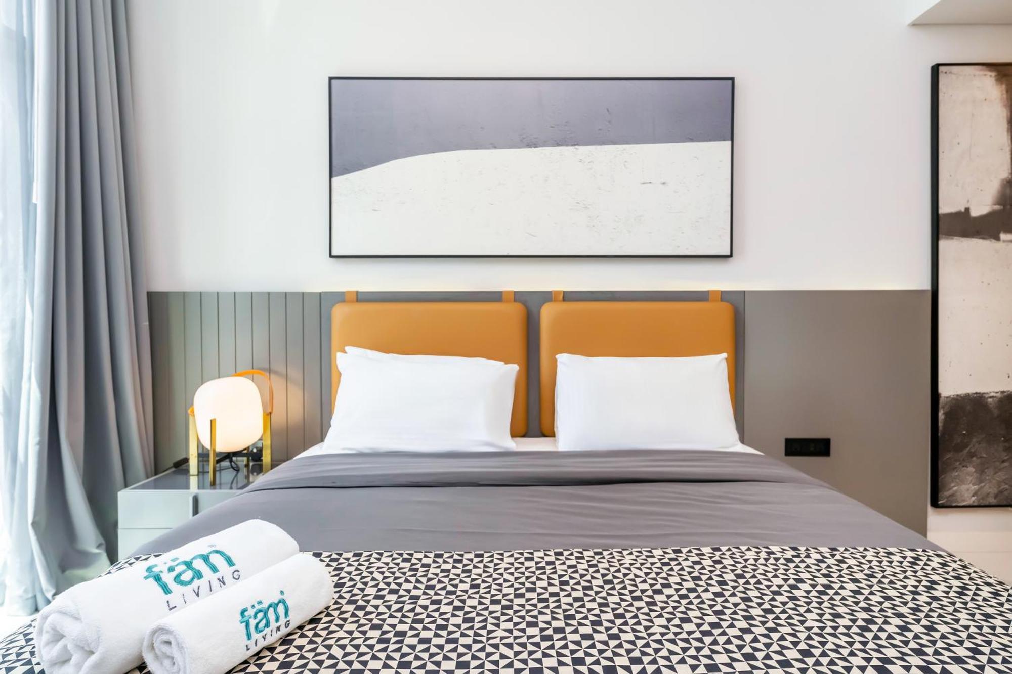 Fam Living - Urban - Mag318, 5 Mins To Burj Khalifa Apartamento *