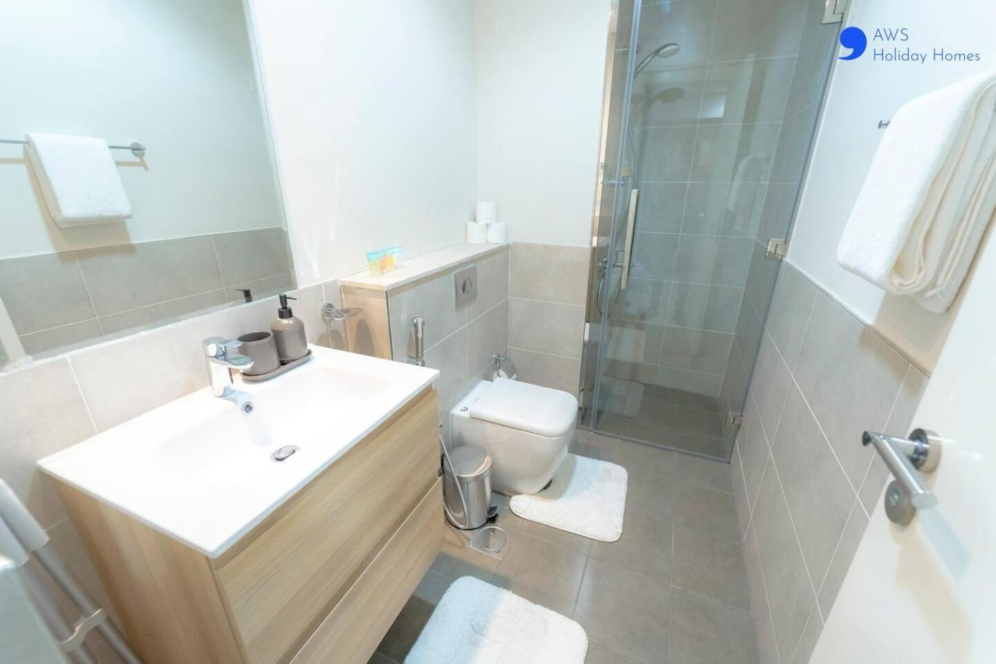 Apartamento Aws Homes - Charm With Golf Views Dubái