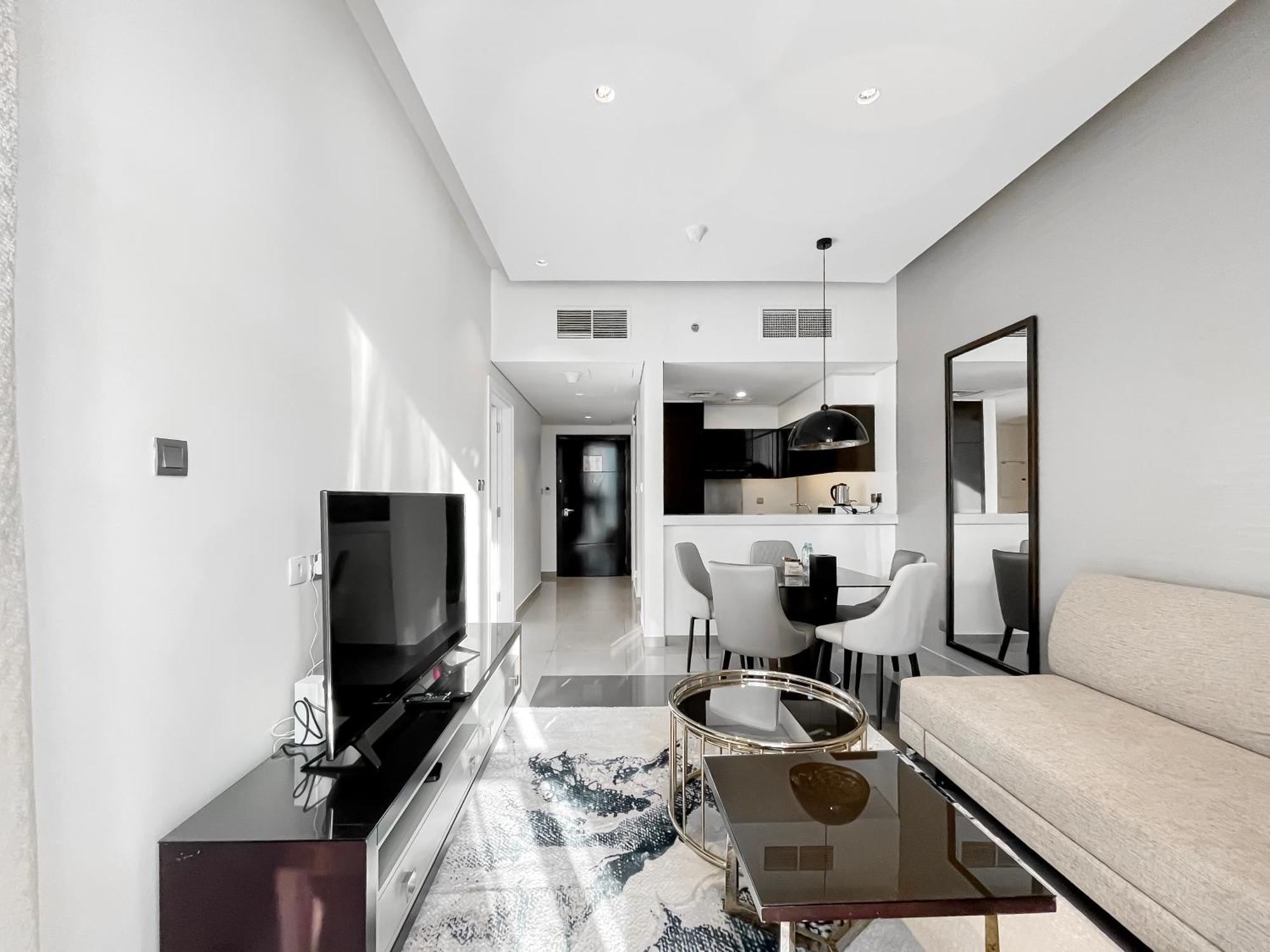 Elegant Two Bedroom In Damac Majestine - Business Bay - Ezytrac Apartamento