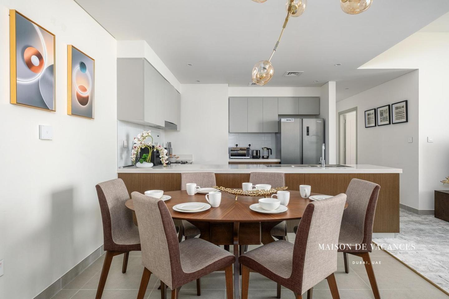 Three Bedroom In Downtown With Burj Khalifa View Apartament *