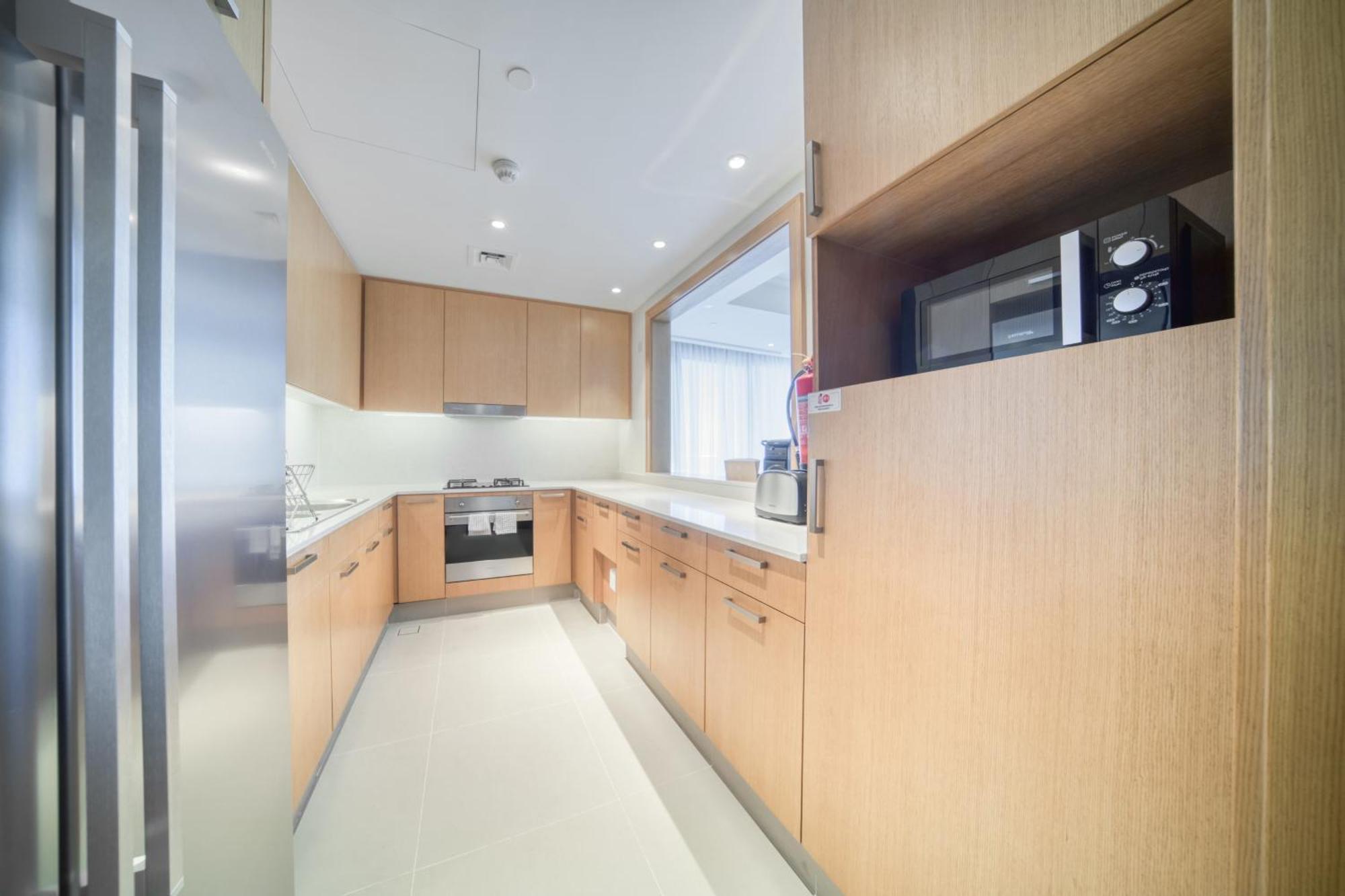 Downtown Luxury - Stunning Burj Khalifa & Sea View - 5 Minutes Walk To Mall Apartamento Dubái