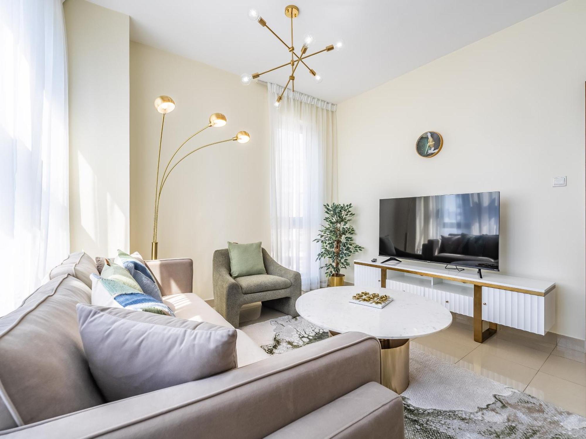 Downtown Luxury Living -1br-standpoint Tower A