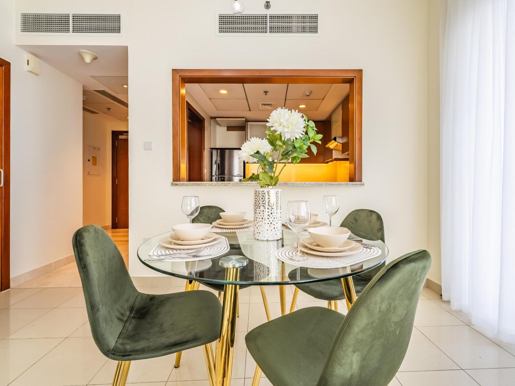 Downtown Luxury Living -1br-standpoint Tower A Apartment Dubai