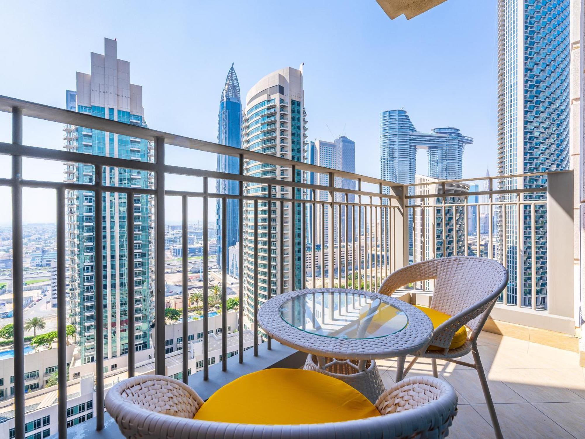 Downtown Luxury Living -1br-standpoint Tower A Dubai