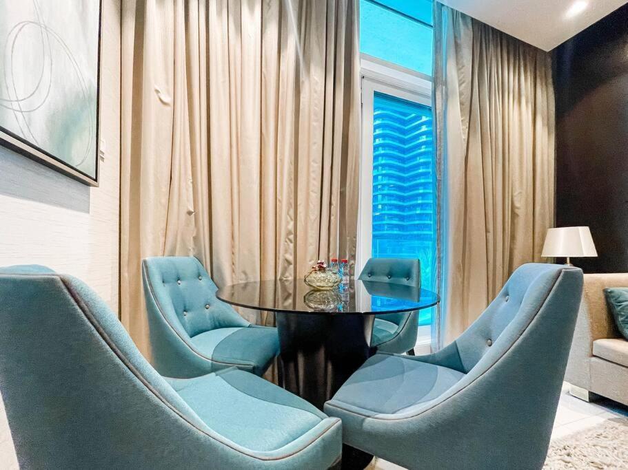 Appartement Two Bed In Damac Upper Crest Tower Near Burj Khalifa - Ezytrac Dubaï