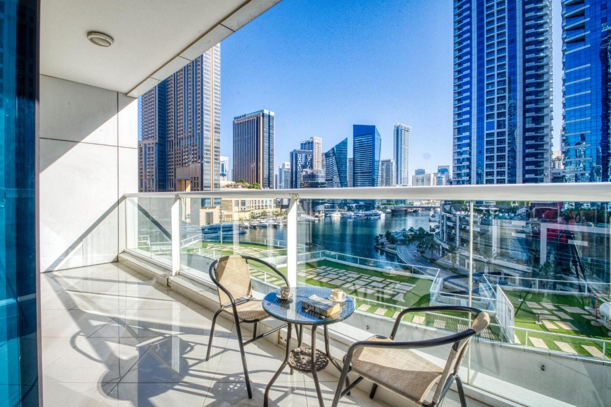 Marina-front Modern Space With Balcony Apartamento *