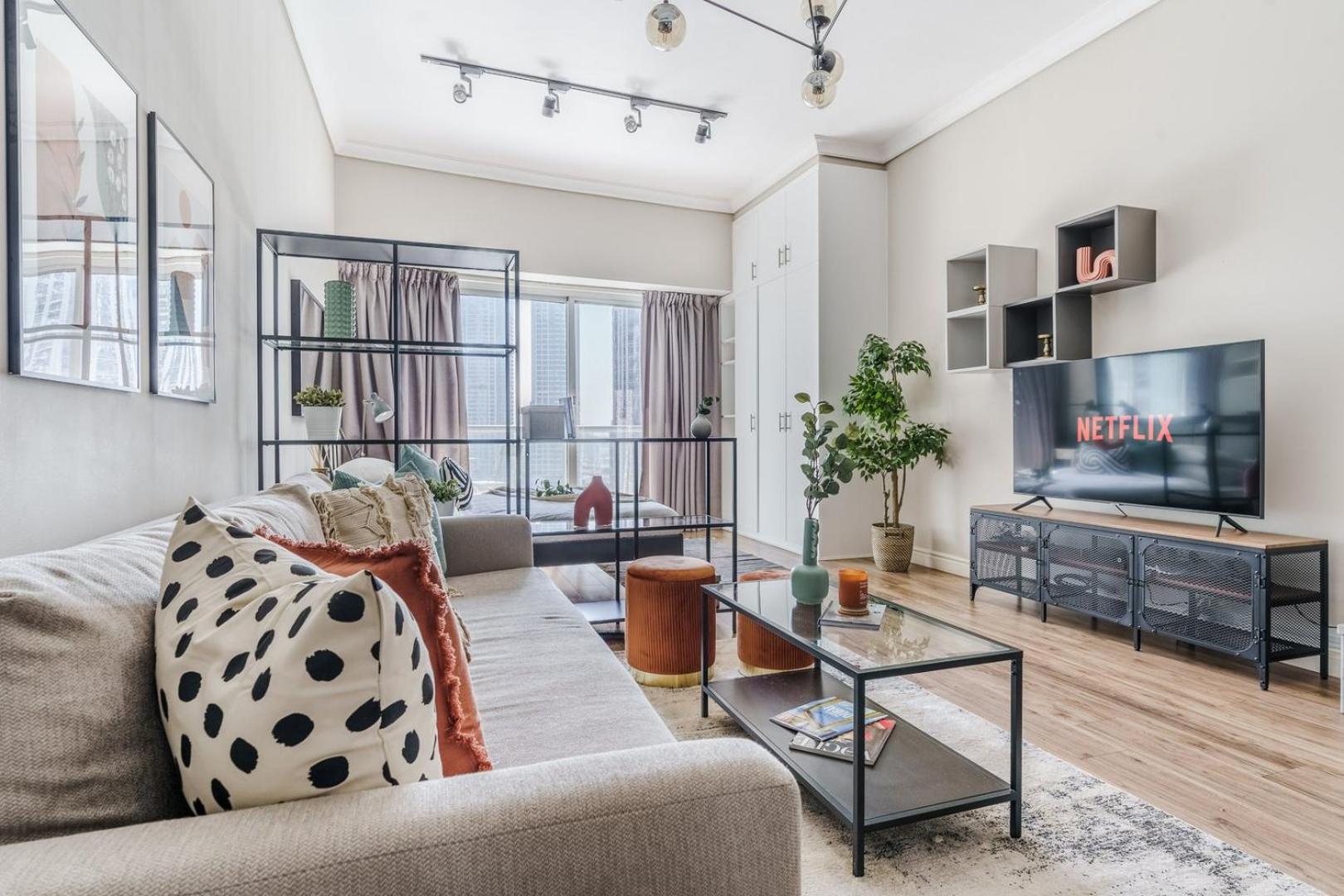 Guestready Homes - Industrial Chic Appartement Dubaï