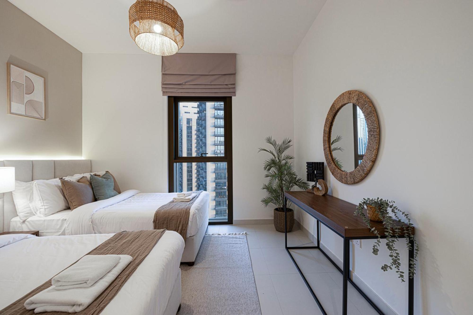 Apartment Luxury Sky High 2-bedroom Stunning Burj Khalifa & Fountain Views *