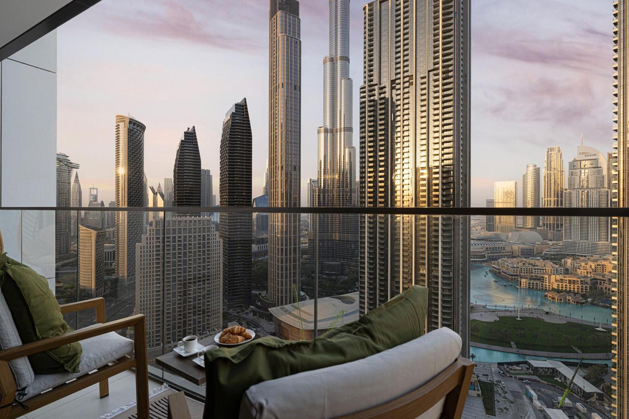 Luxury Sky High 2-bedroom Stunning Burj Khalifa & Fountain Views