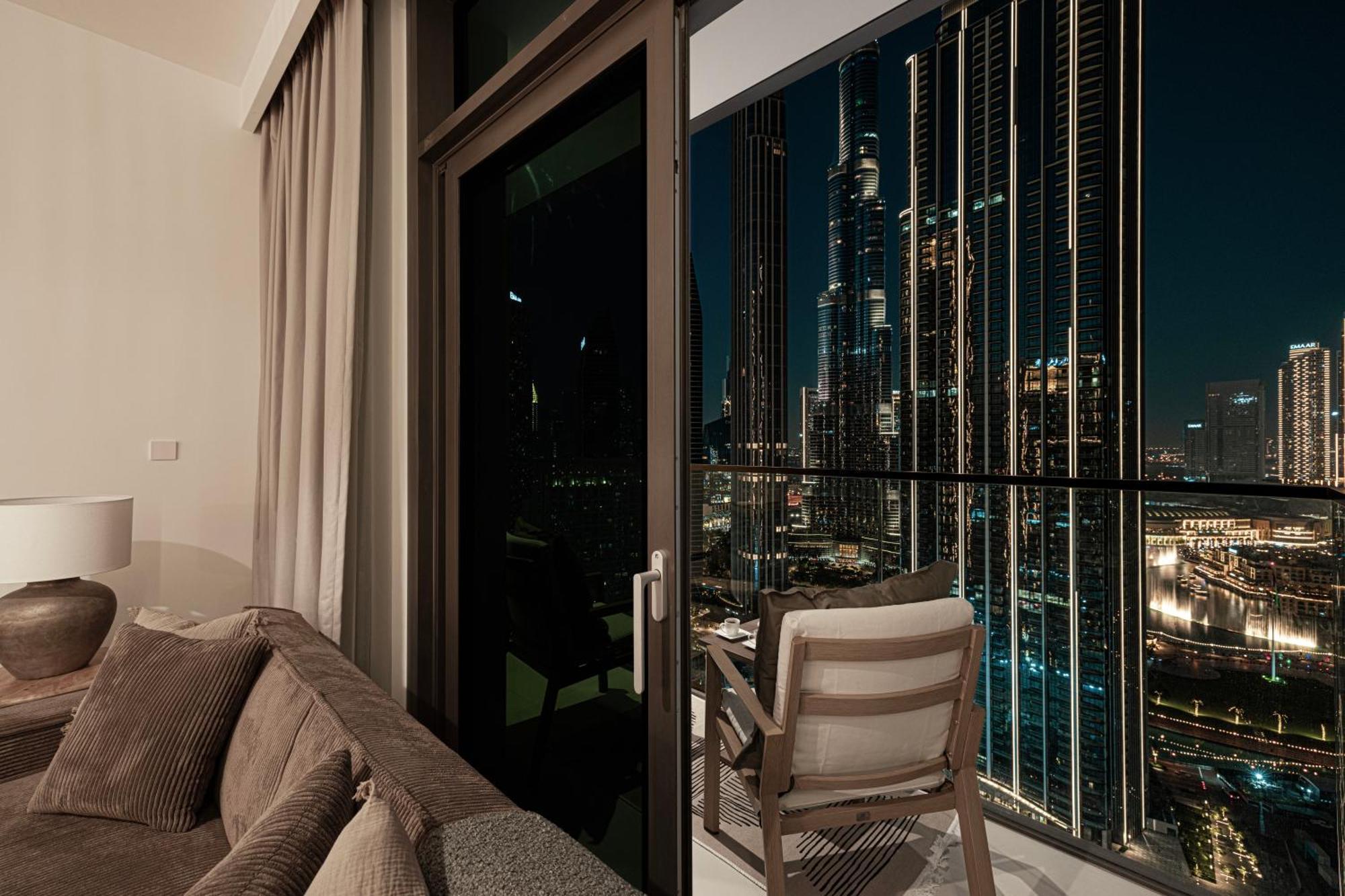 Apartment Luxury Sky High 2-bedroom Stunning Burj Khalifa & Fountain Views *