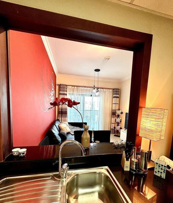 Luxury One Bedroom ! Apartemen Dubai