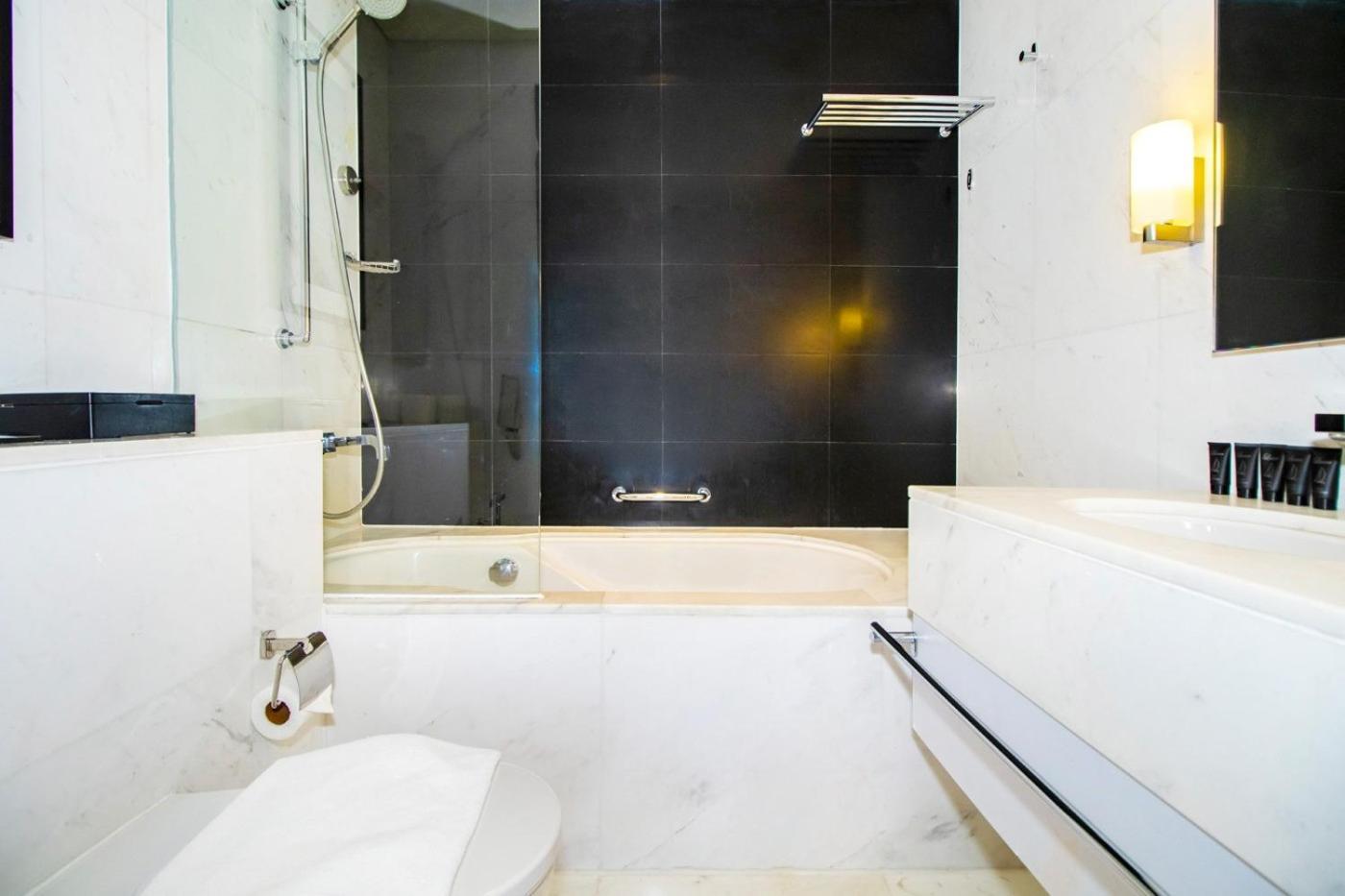 Apartemen Emaar Fashion Avenue With Burjkhalifa View 24 *