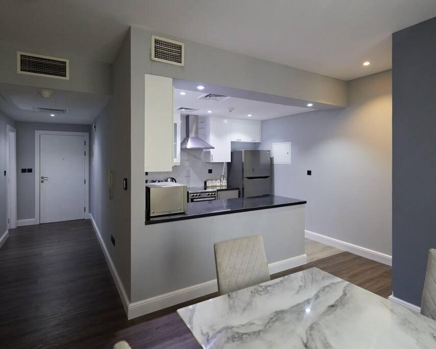 Modern 2bdr In Jbr Murjan 2 Appartamento *