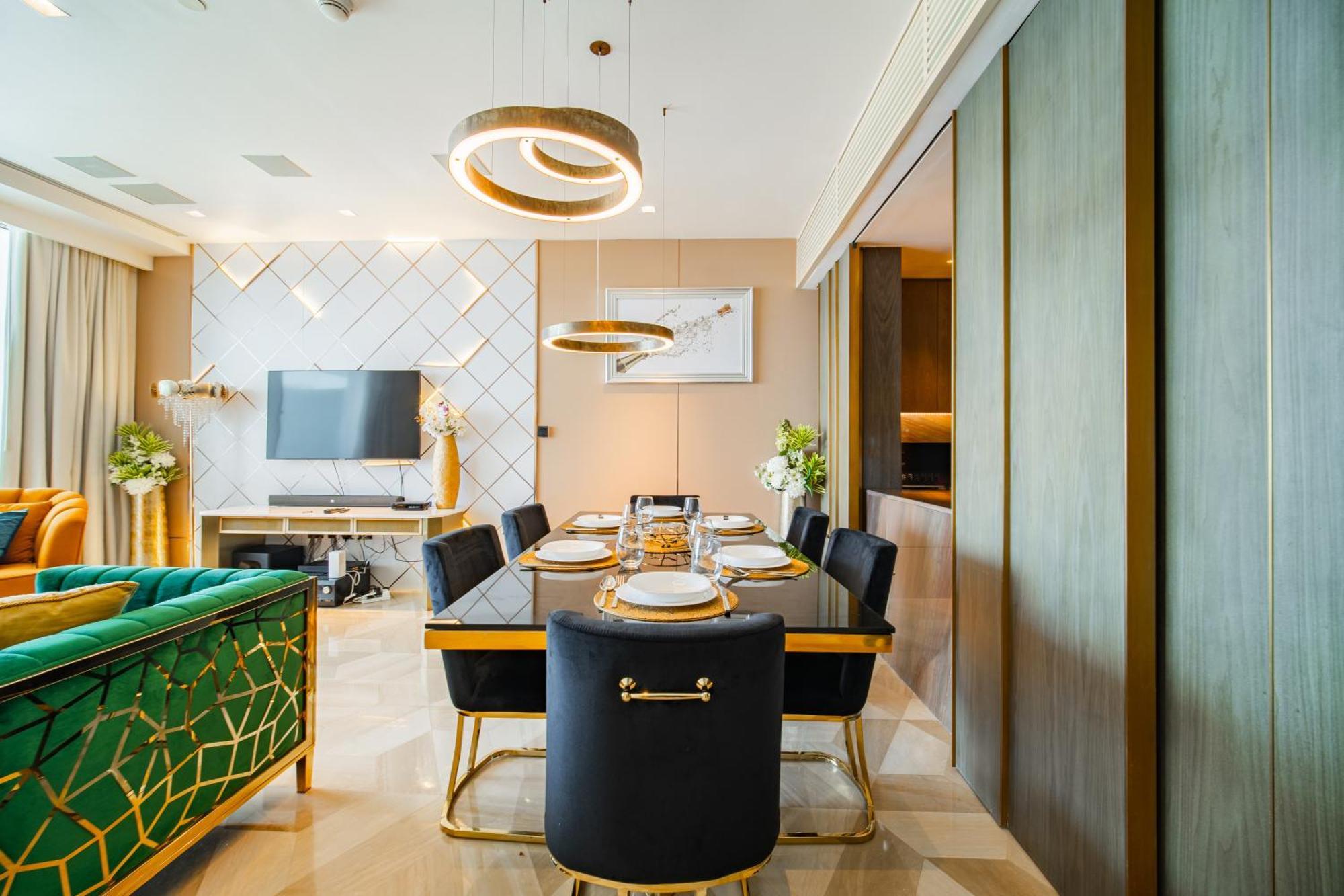 Five Palm Super Luxury With Full Sea Views Dubai