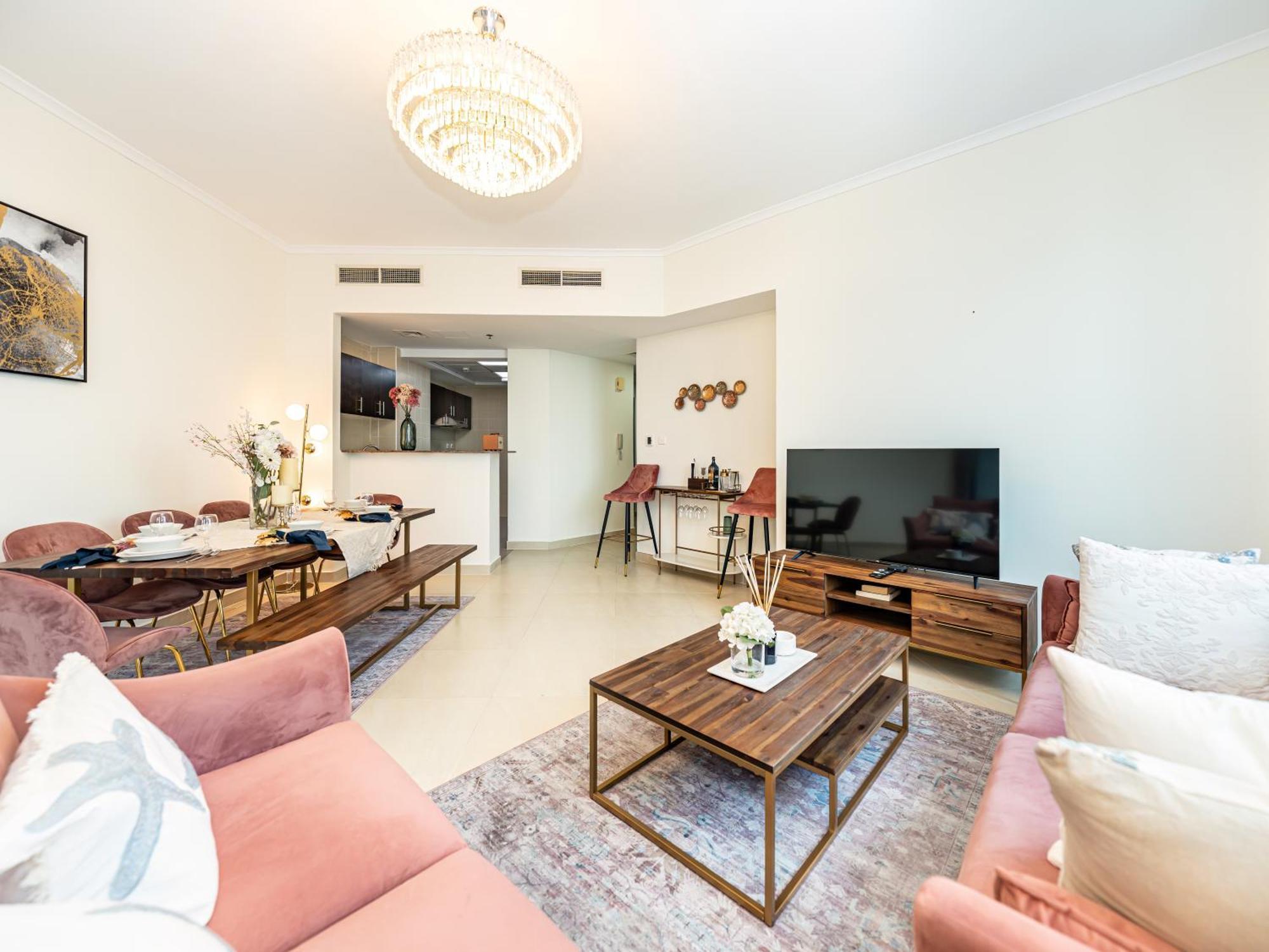 Apartemen Marina Views - 2br Luxury Apartment, High Floor, Torch Marina *