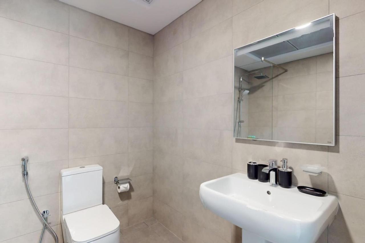 Uni Estate - Modern One Bedroom Appartamento *