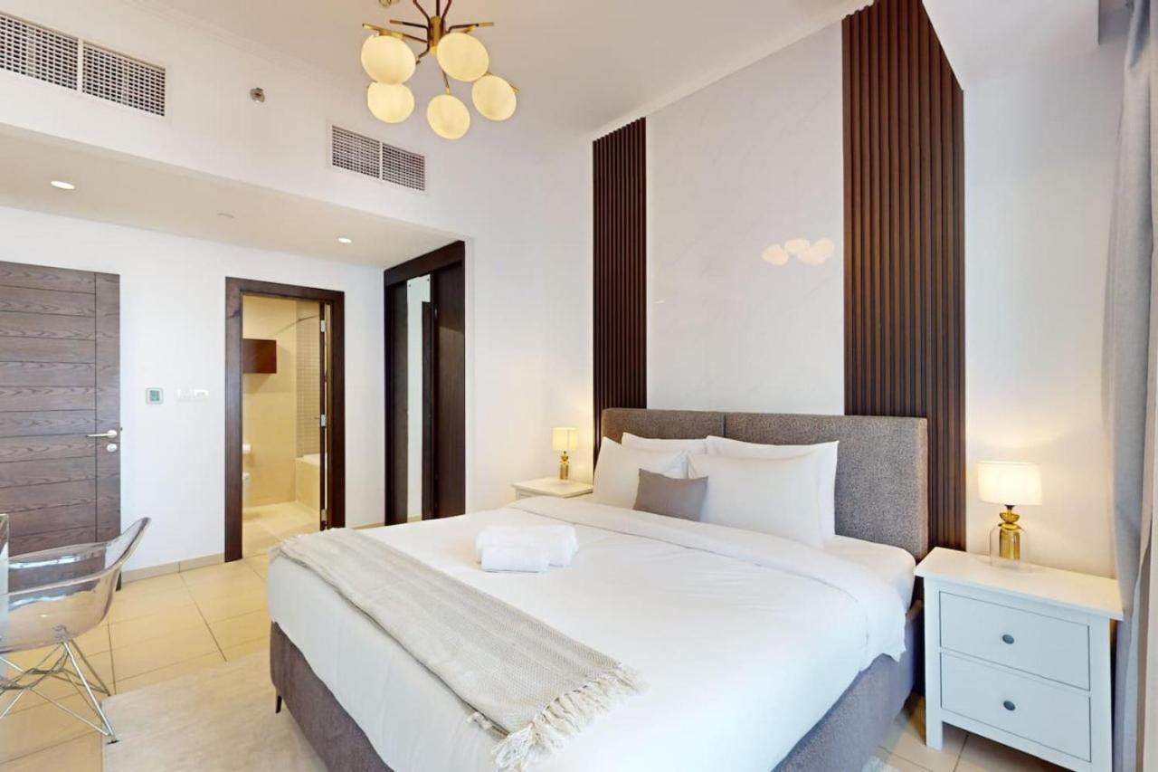 Silverene Tower B - Exciting Two Bedroom * Dubaï