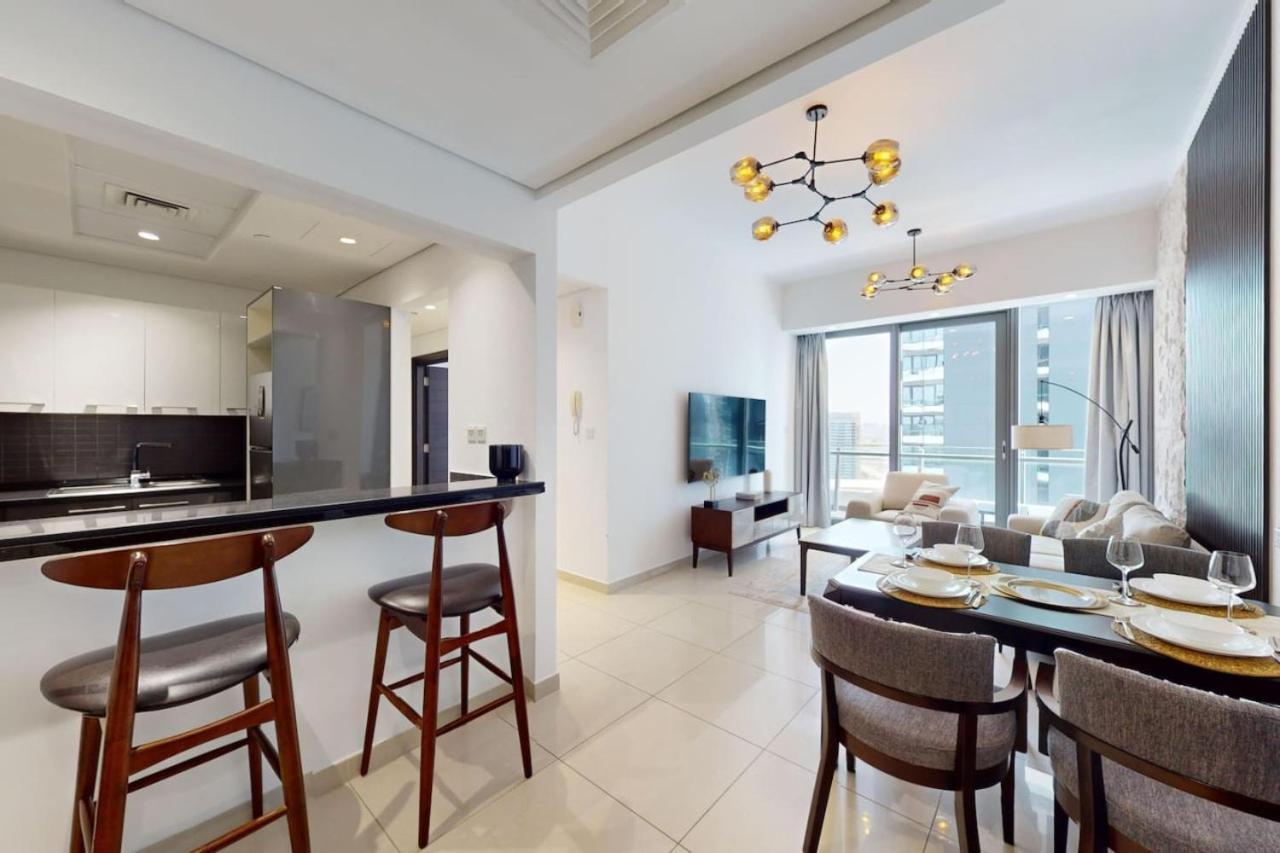 Silverene Tower B - Exciting Two Bedroom * Dubaï