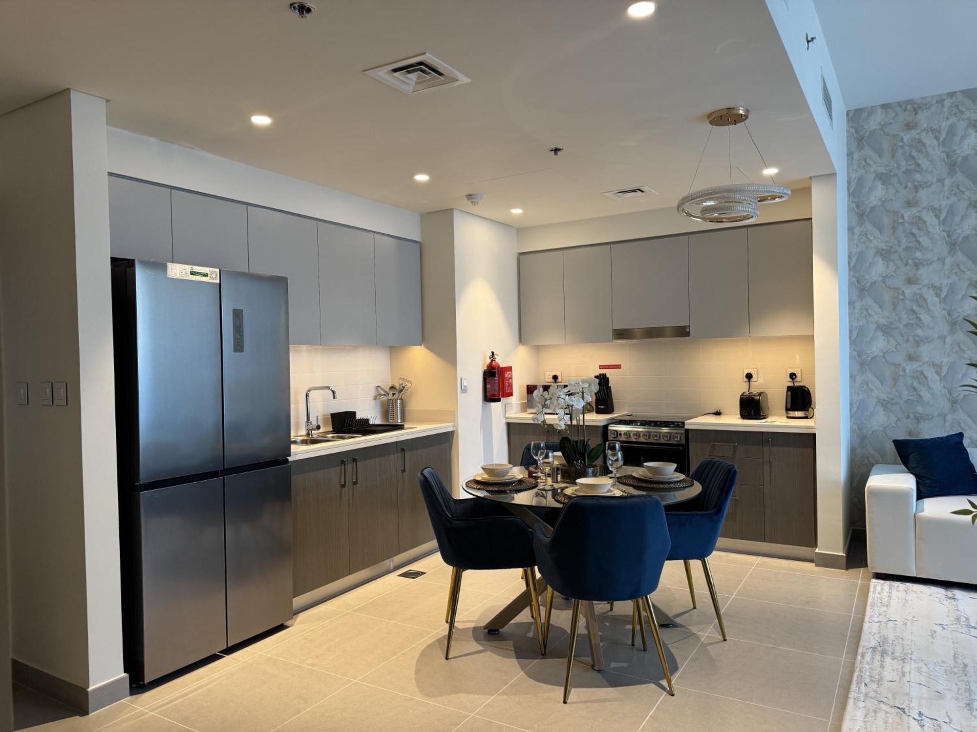 Tower Luxury 2br Downtown Near Burj & Mall Appartement *