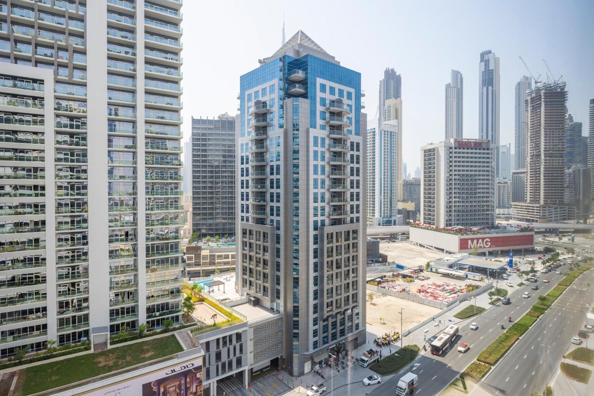 Damac Canal Views Residences Dubái