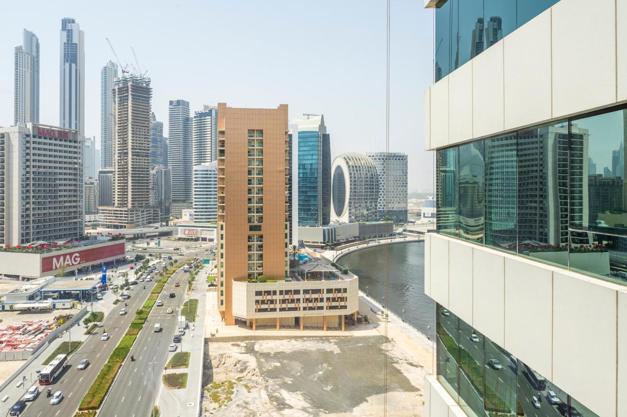 Damac Canal Views Residences Apartahotel 5*