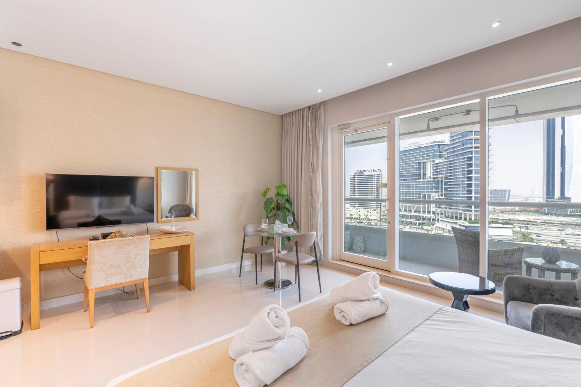 Apartahotel Damac Canal Views Residences 5*