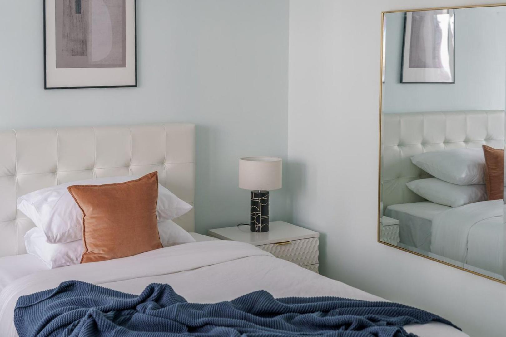 Guestready - Fabulous 2br With Burj Khalifa View Dubái