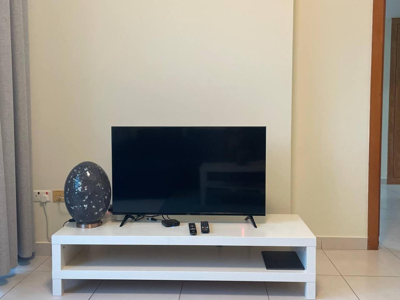 Appartement Very Convenient Steps To Metro And Marina Mall Managed By Sunnyhomes