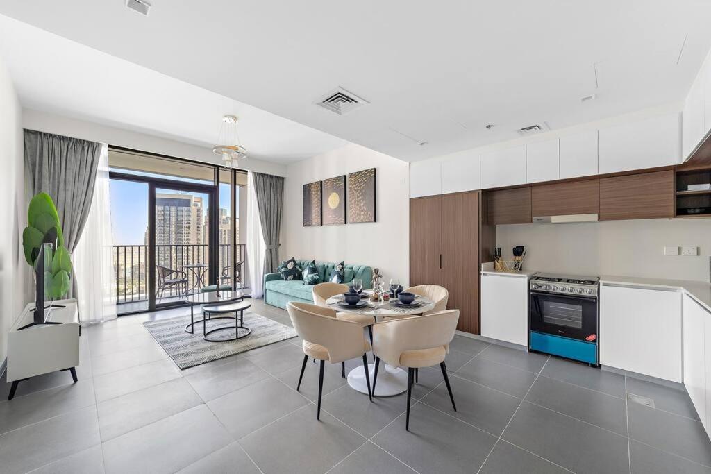 Stylish 1 Bedroom High Floor In Creek Edge Appartement *