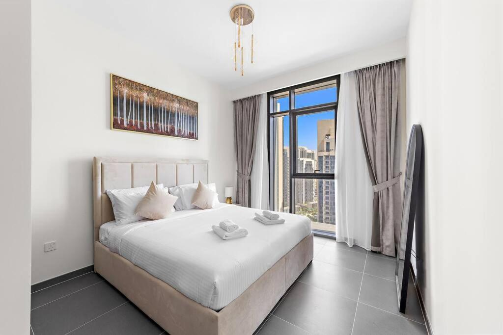 Stylish 1 Bedroom High Floor In Creek Edge * Dubaï