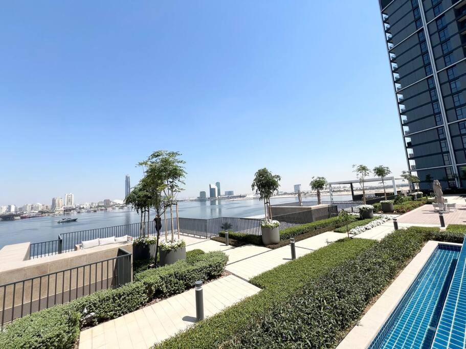 Stylish 1 Bedroom High Floor In Creek Edge Appartement