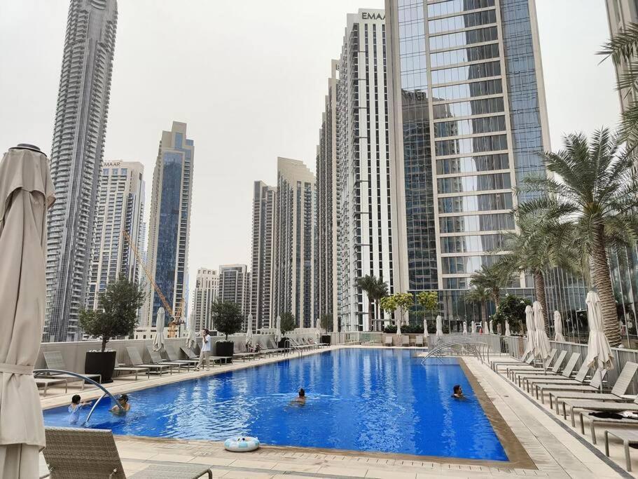 Burj View - 10 Minutes Walk Dream Lux Designer 3bd Сasa de vacaciones