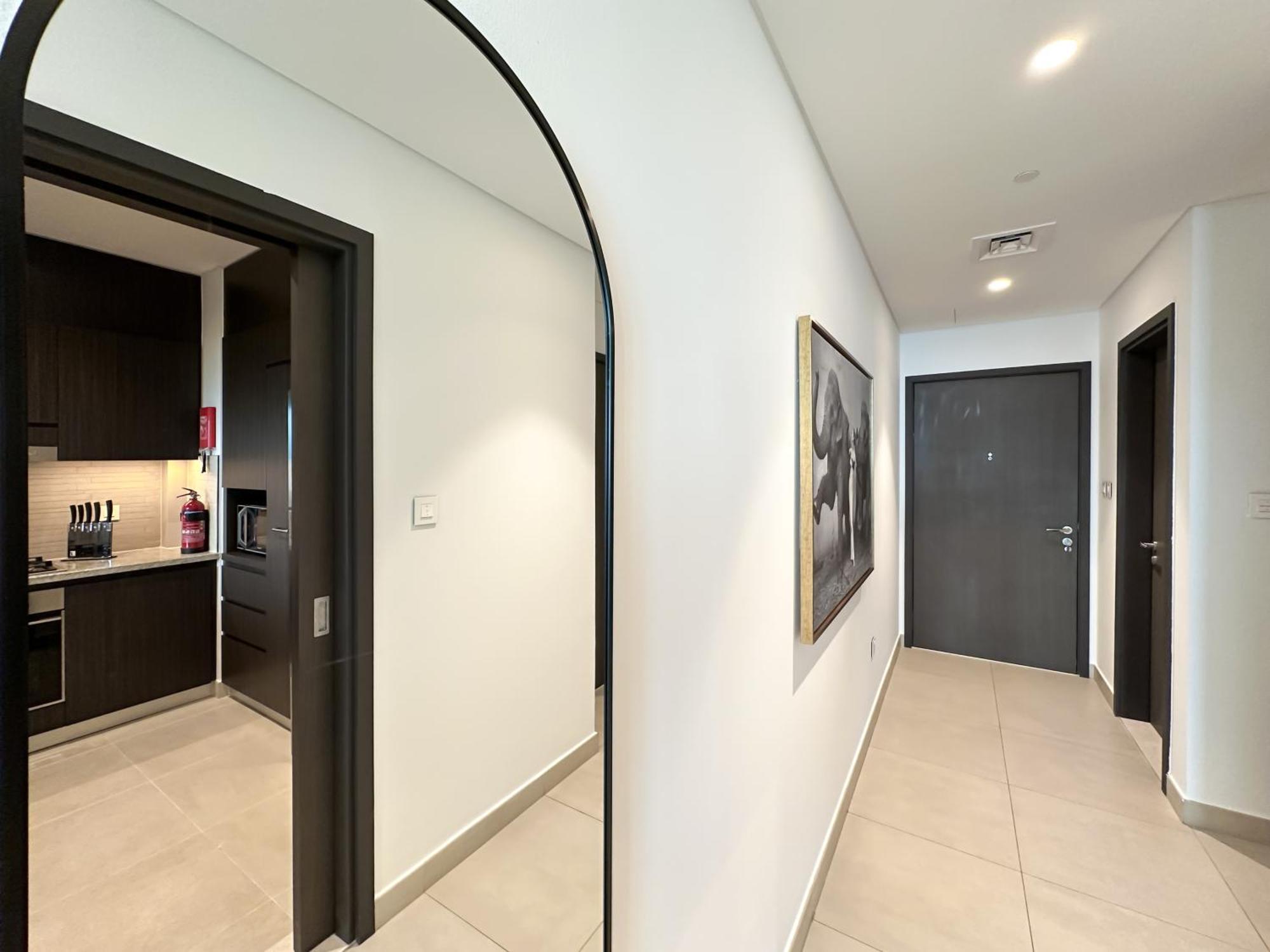 Stylish 2 Bedroom Dior-inspired Connected To Mall Apartemen Dubai