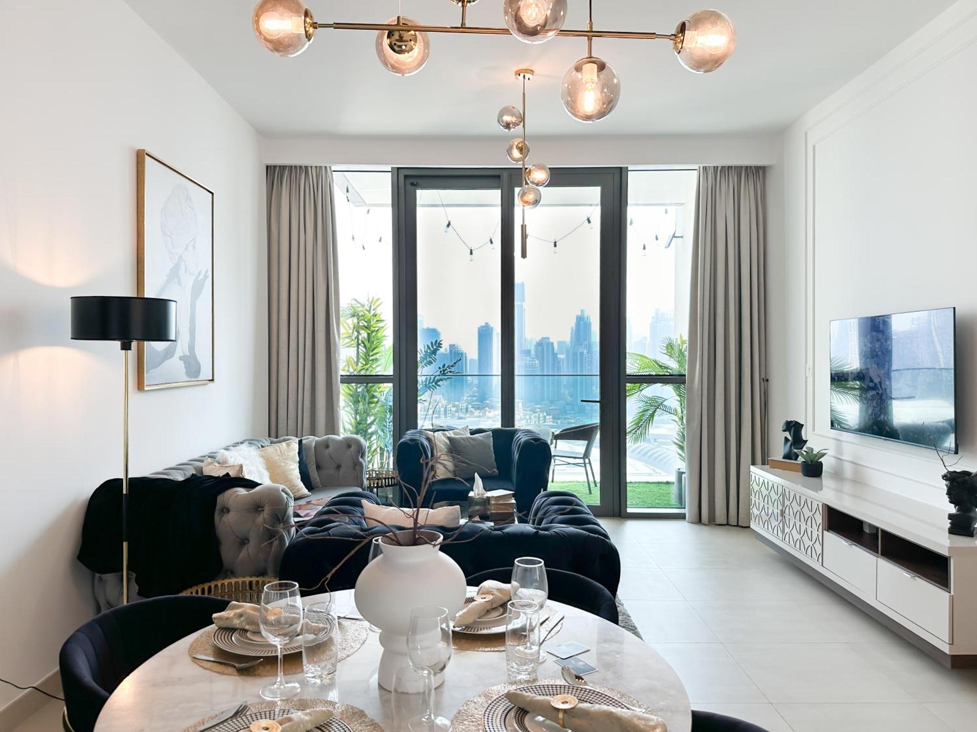Apartemen Stylish 2 Bedroom Dior-inspired Connected To Mall Dubai