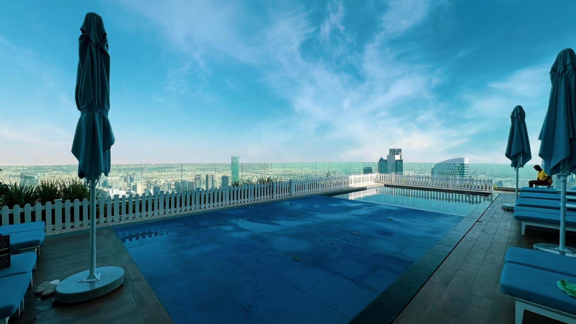Smartstay At Paramount Tower - Sea And Downtown Views - Infinity Pool - Modern Luxury Residences * Dubái
