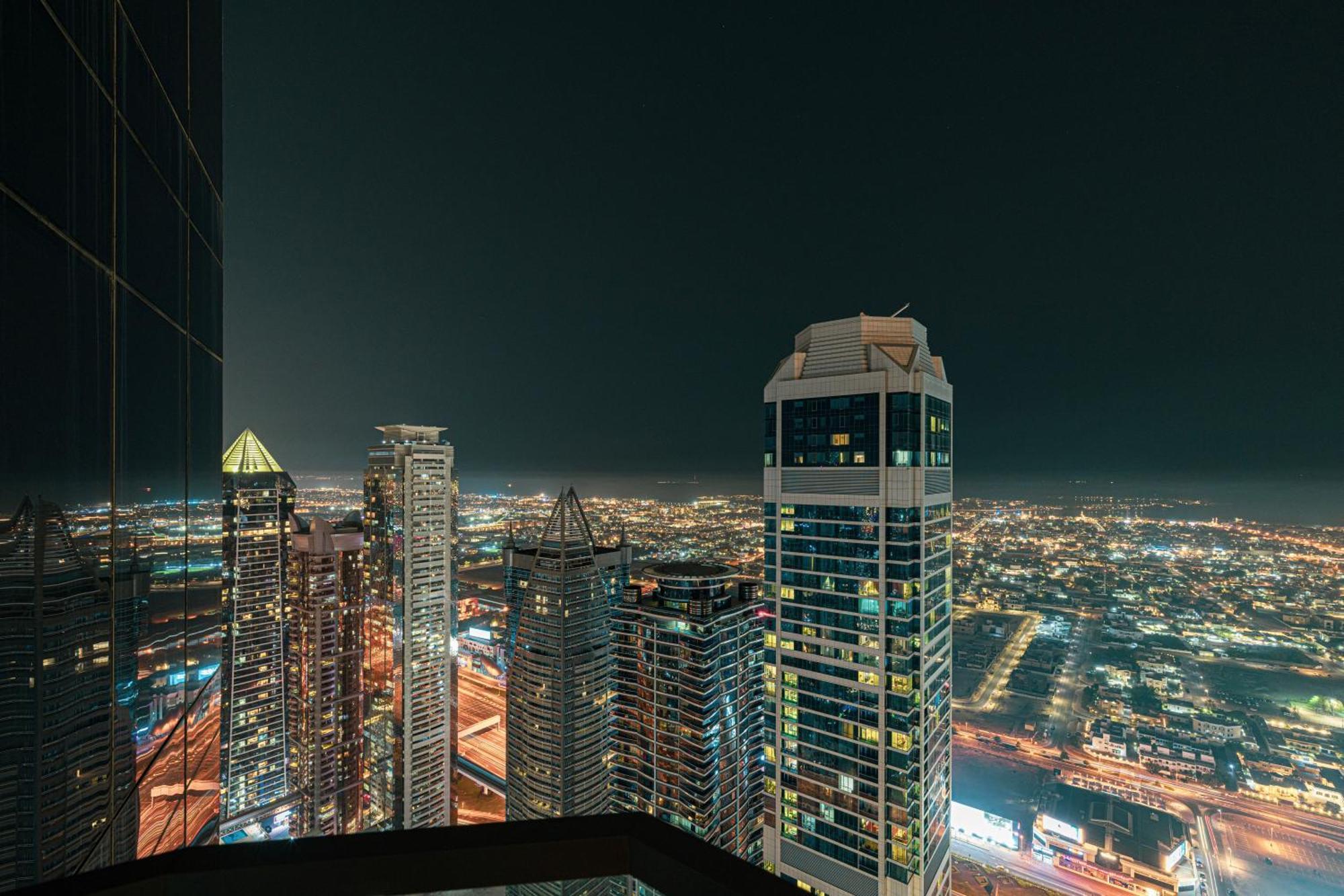 Smartstay At Paramount Tower - Sea And Downtown Views - Infinity Pool - Modern Luxury Residences * Dubái