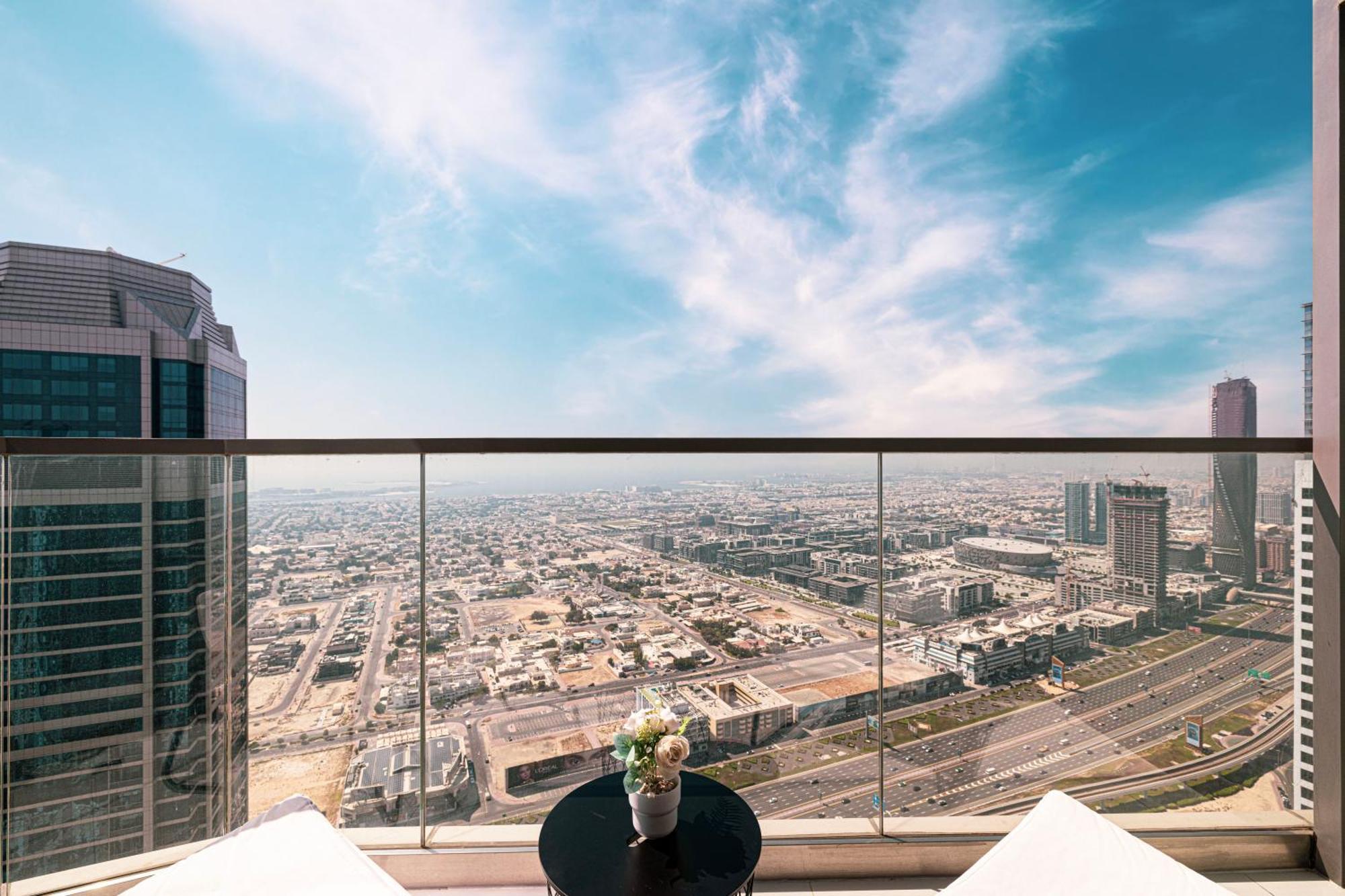 Smartstay At Paramount Tower - Sea And Downtown Views - Infinity Pool - Modern Luxury Residences Apartamento Dubái