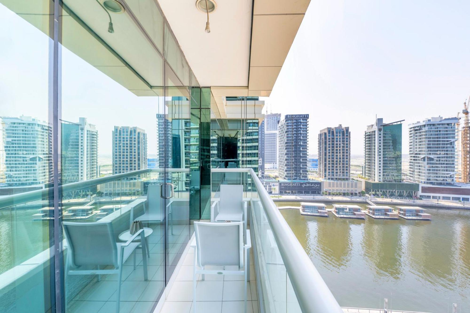 Damac Canal Views Residences Apartahotel