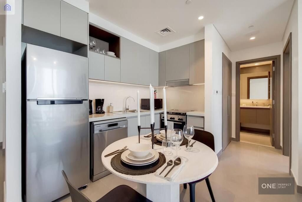 High Floor Stunning Location Canal View * Dubaï