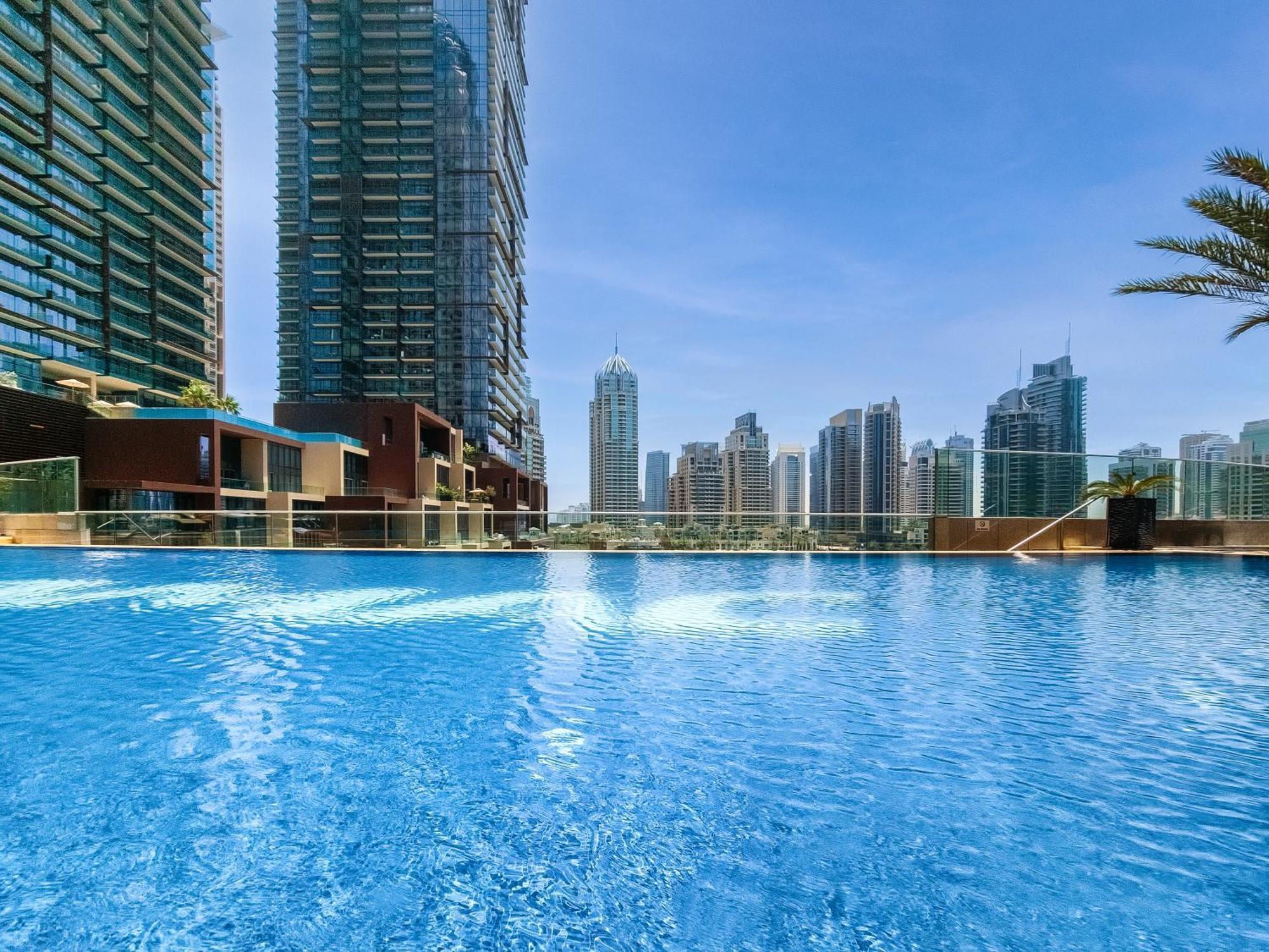 Ultra Modern 1bd In Damac Heights Marina Dubai