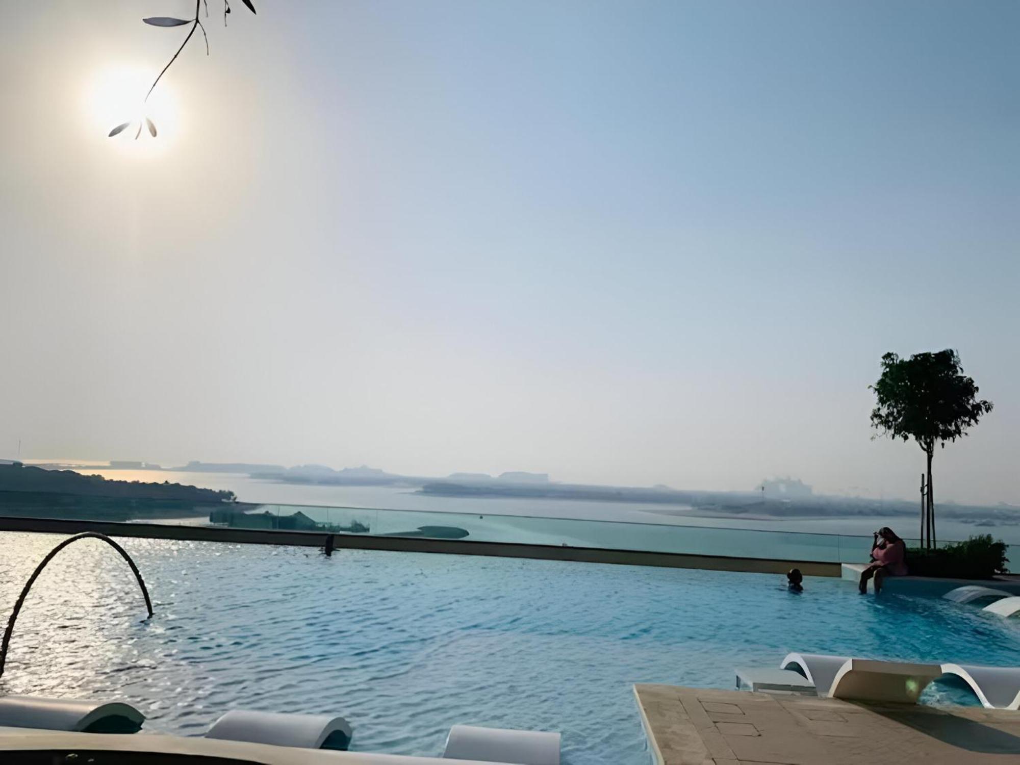 Elegant 3br With Private Beach Access * Dubai