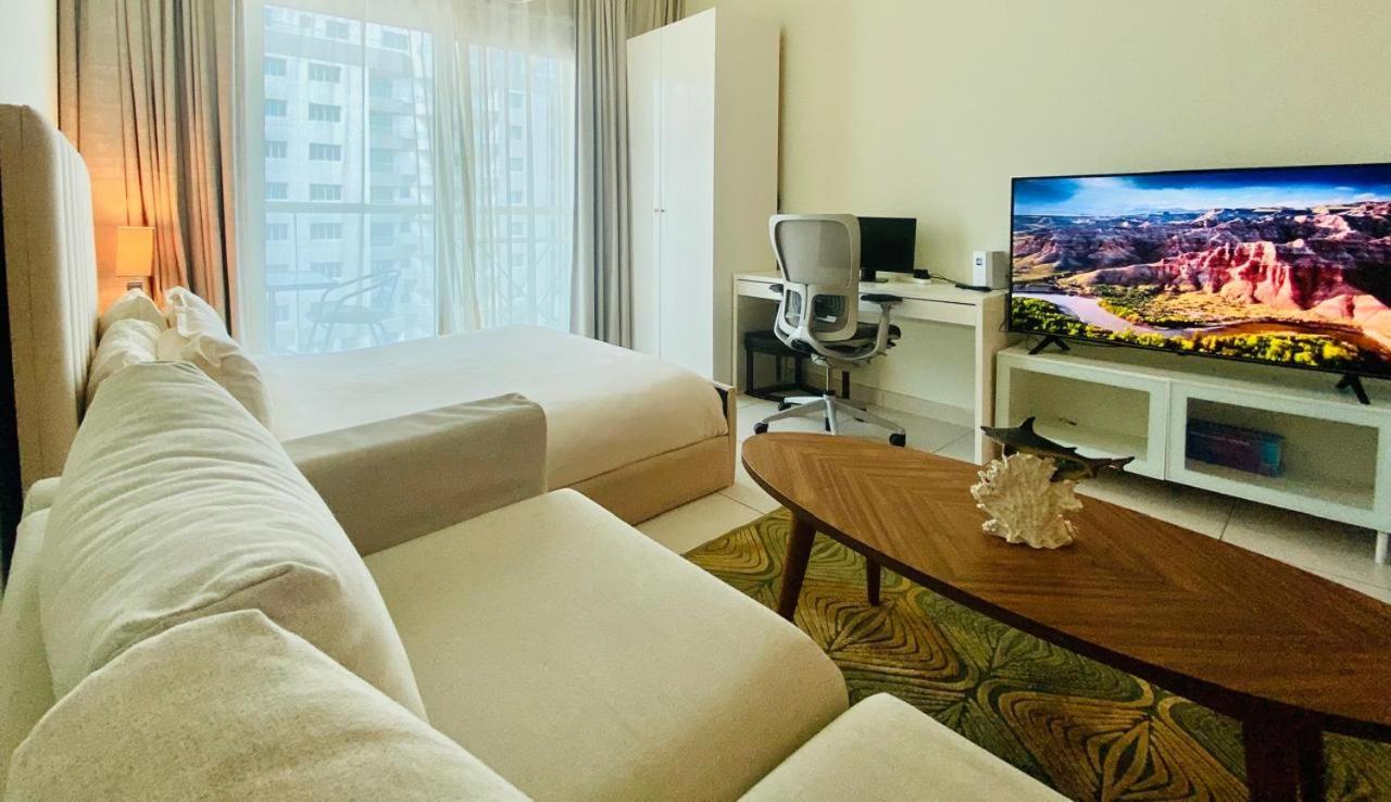 Lägenhet Full Sea View With Balcony - - 10 Min To Jbr -