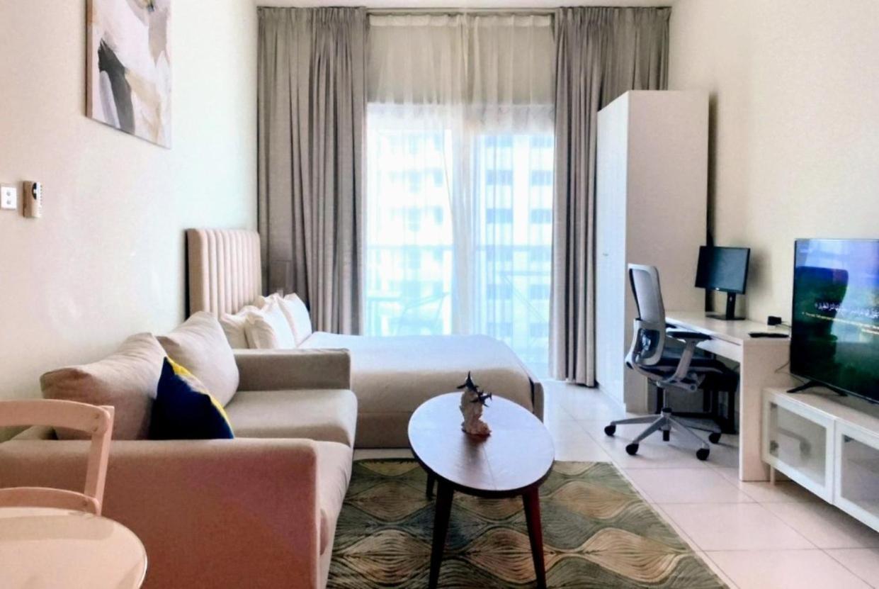 Full Sea View With Balcony - - 10 Min To Jbr - Lägenhet Dubai
